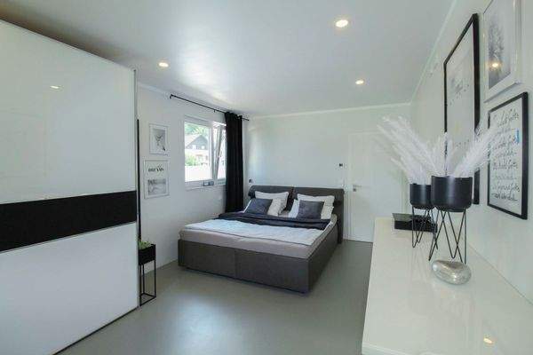 Elternschlafzimmer 1. OG