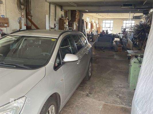 Garage  Werkstatt