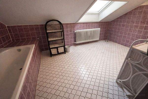 Badezimmer im Dachgeschoss