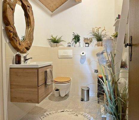 Bad Dachgeschoss (2).jpg