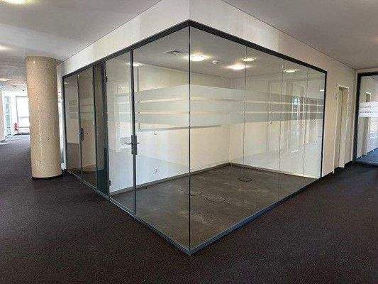 Moderne Glaselemente