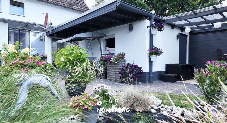 Hausansicht + Partyraum