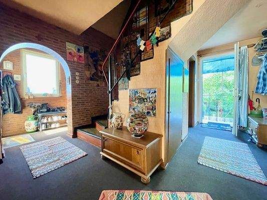 Diele mit zwei Zugängen