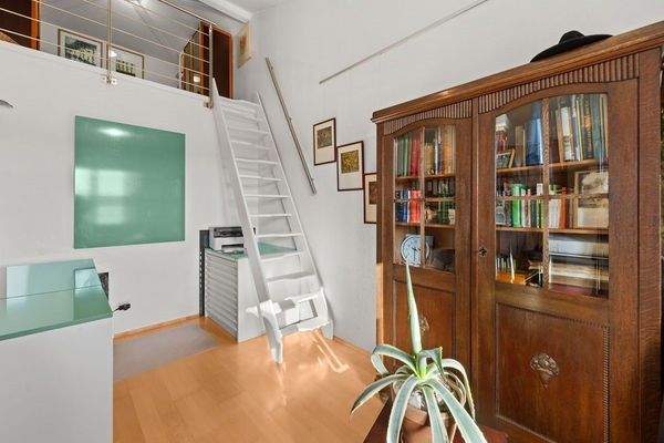 Kinderzimmer und Zugang Empore