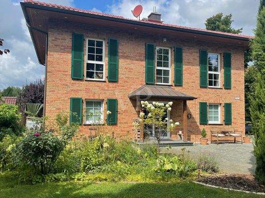 Eingangsbereich / Sommerimpression