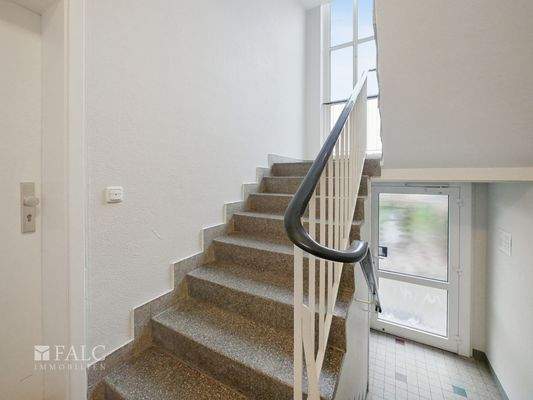 gepflegtes Treppenhaus