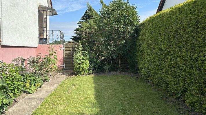 Kleine Gartenfläche