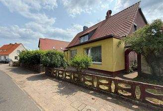 Haus- und Grundstücksansicht