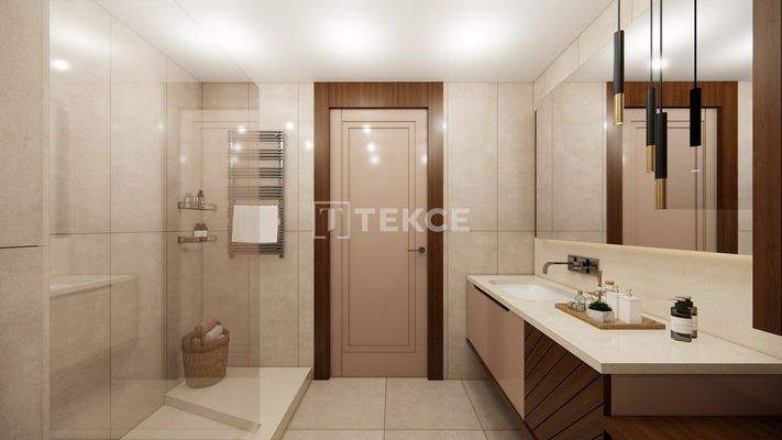 Apartments in a Complex with Pools in Büyükçekmece İstanbul