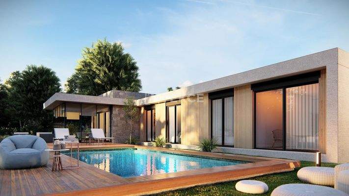 Sea-View Detached Villas with Large Gardens in Urla, İzmir