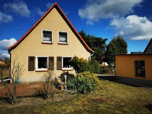 Giebelansicht zum Garten