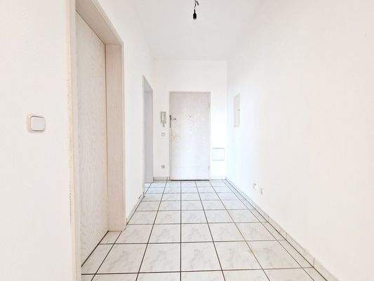 Eingang und Zugang in Küche und Waschküche