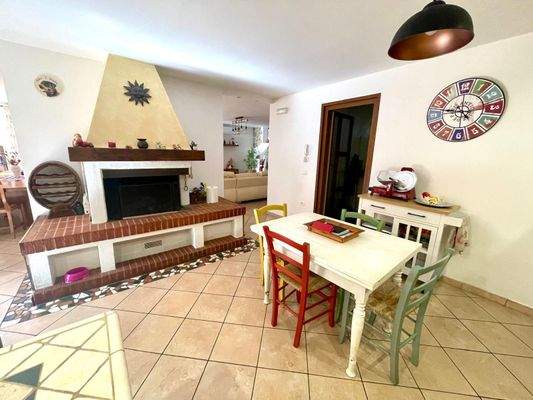 WhatsApp Image 2025-05-14 at 18.32.44 (4).jpeg