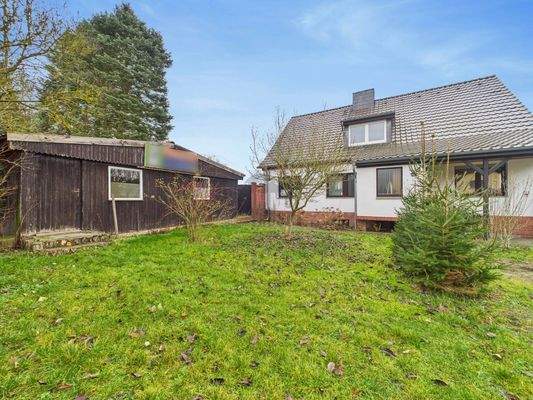 Vorderhaus mit Gewerbe