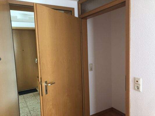 Abstellraum im Flur.jpg