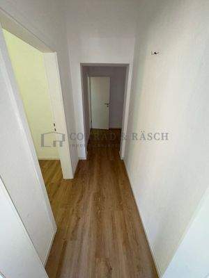 Flur Blick aus Zimmer 4