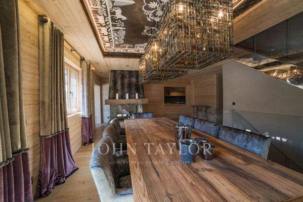 Dining room Chandelier Wooden floor