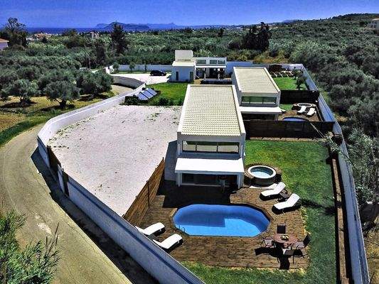 Kreta, Maleme: Komplex mit 3 Wohneinheiten zu verkaufen