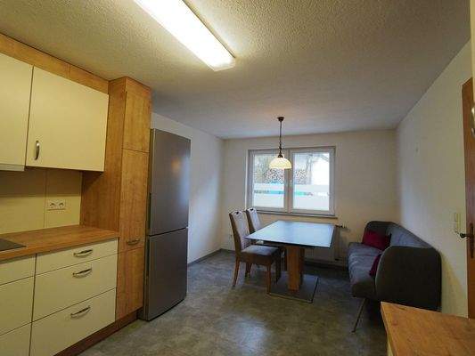 Küche mit Essecke im EG