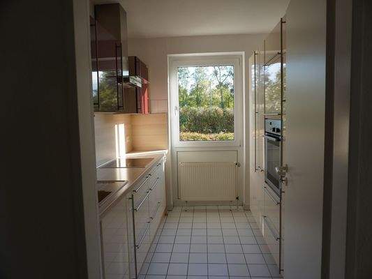 Küche mit Einbauküche