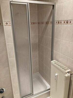 Bad (Bsp.-Foto aus vergleichbarer Wohnung)