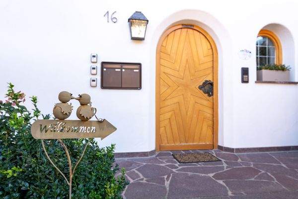 Außenaufnahme Eingang