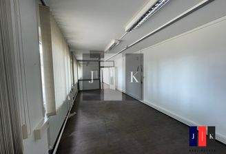 Büro Innenansicht 1