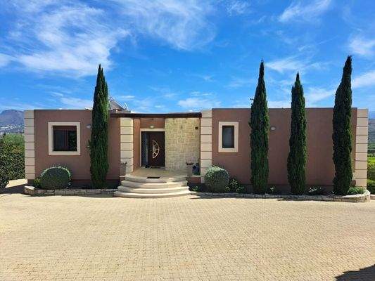 Schöner Rückzugsort mit spektakulärer Aussicht zum Verkauf in Kalyves