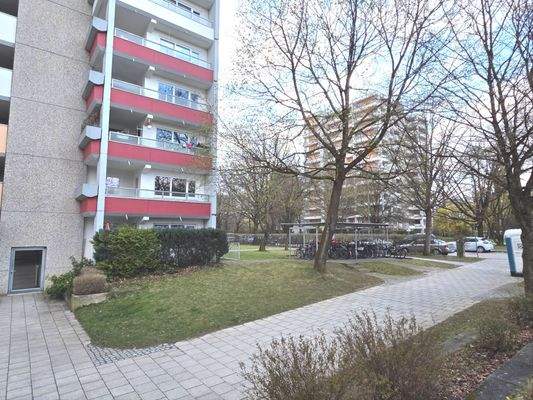 Wohnanlage mit Balkonen