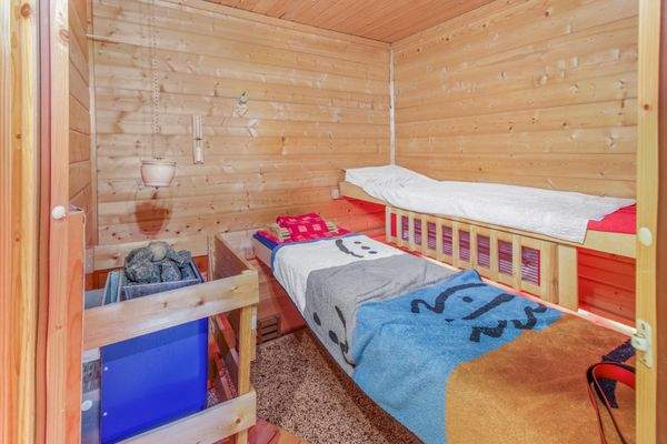 Bad mit Sauna im Kellergeschoss