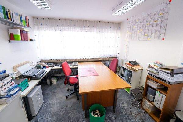 Büro Erdgeschoss