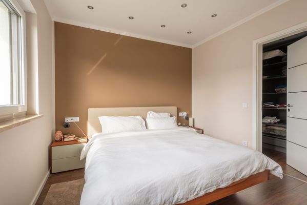 Schlafzimmer 1 mit Ankleide