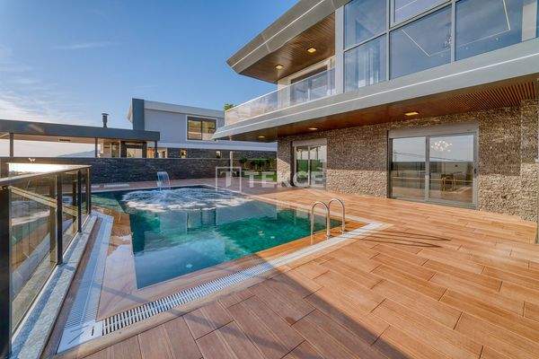 Sea View Villas with Smart Home Technology in Alanya