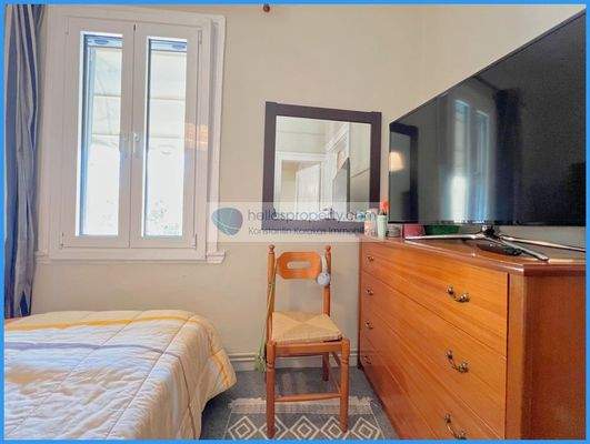 b8f5d5ab364d42ae9a8bb1470803ceab-original