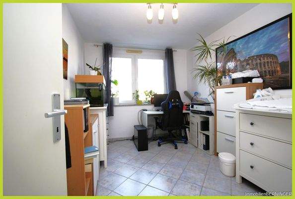 Kinder- oder Arbeitszimmer