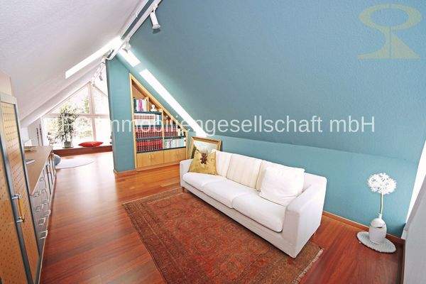 Bibliothek in der Dachspitze