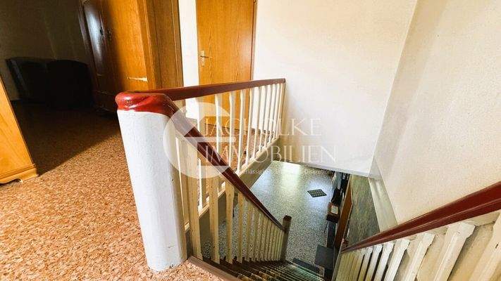 378.Haus.Innen.OG.Flur