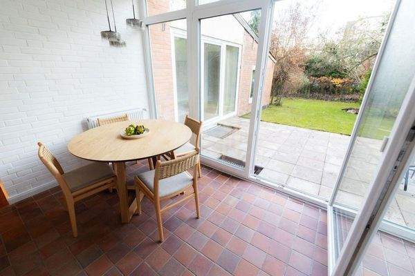 Essbereich und Garten