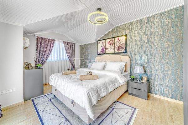 Furnished Apartment in a Complex Close to the Sea in Obagöl Alanya