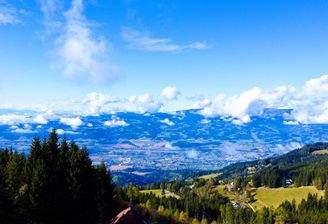 Luftbild vom Grundstück Richtung Lavanttal & Wolfsberg