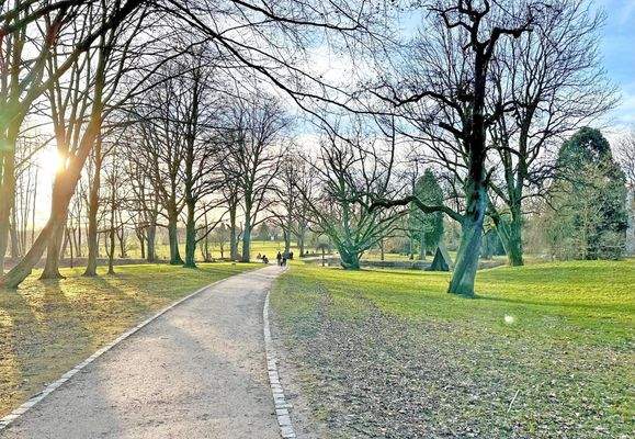 Nur wenige Minuten zu Fuß: Naherholung im Schlosspark