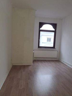 LA 155 2.OG li. 3 ZKB Terrasse (7).jpeg