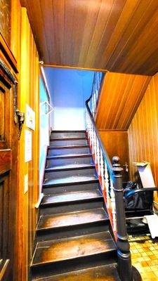 Treppe vom EG ins OG.jpg