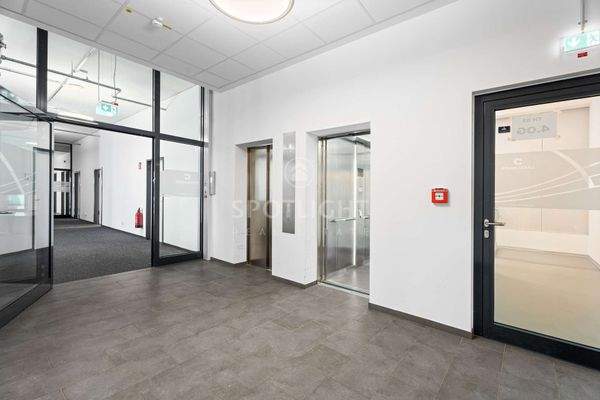 Bequemer Zugang ins 4. OG