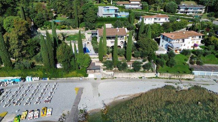 dji_fly_20250919_102620_109_1758270516670_photo_op