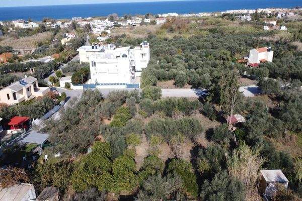 Kreta, Maleme: Grundstück zu verkaufen - nur 5 Minuten zum Sandstrand