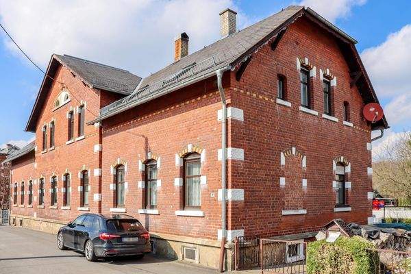 Außenansicht Straßenseite