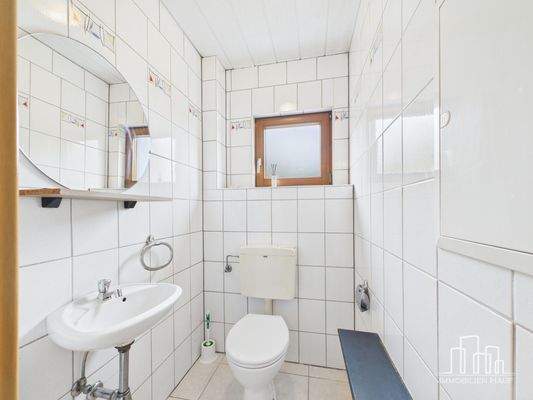 CAM02839G0-PR0332-STILL019