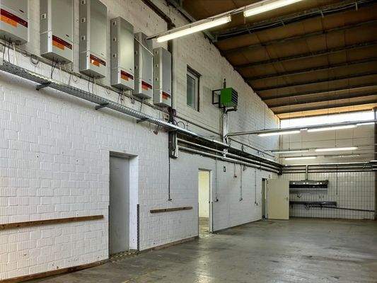 Halle, Blick vom Rolltor aus