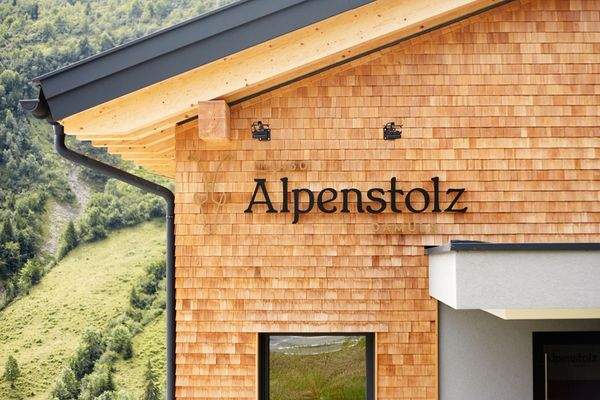 02AlpenstolzDamüls_Ausblick02